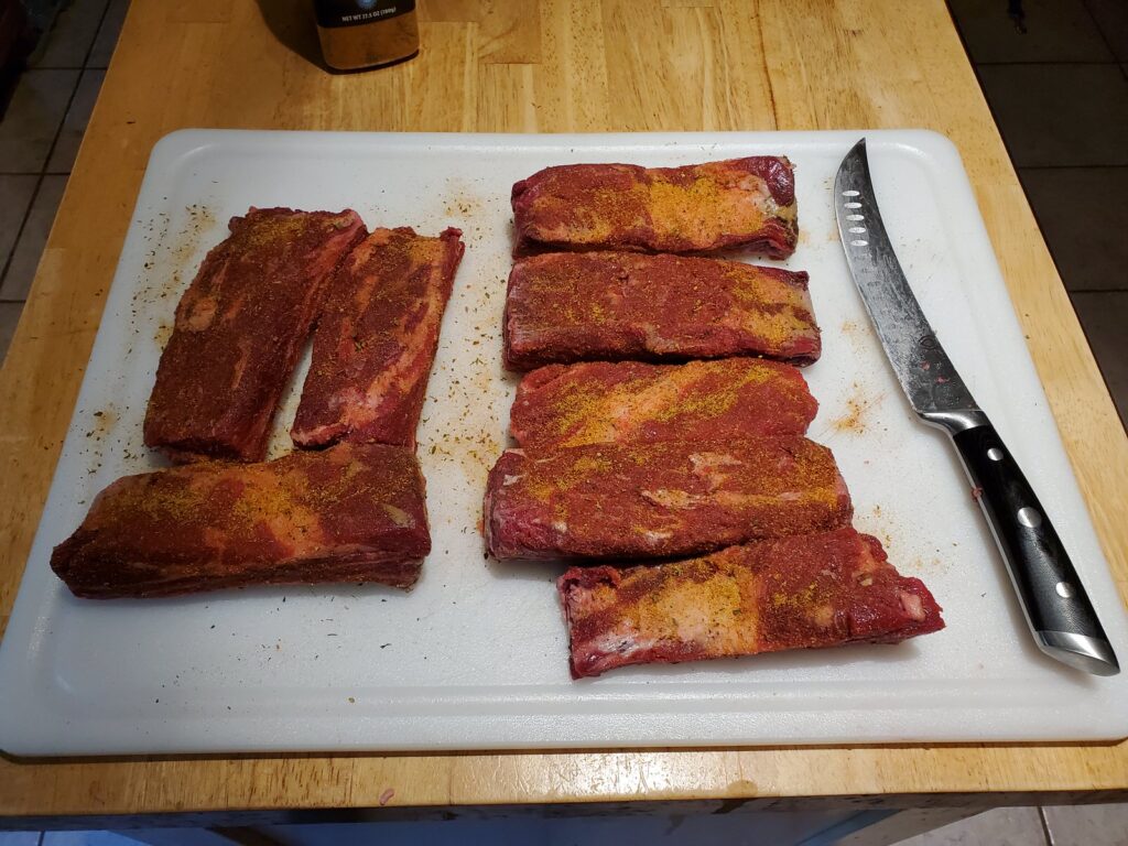 ribs with rub applied